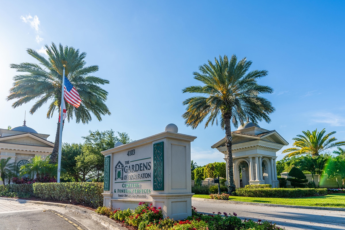 Beautiful Funeral Home in Boca Raton