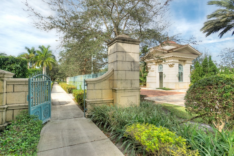 The Gardens of Boca Raton Entrance