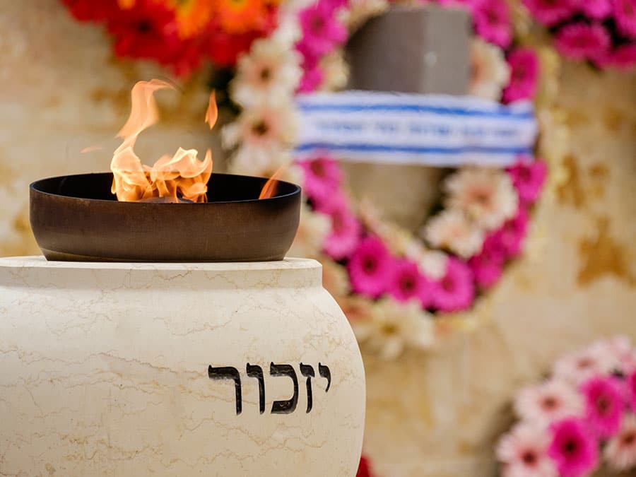 Jewish Funeral Traditions The Gardens Funeral Services