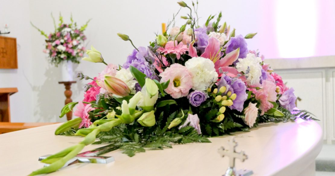 What Is a Casket Spray? The Gardens of Boca Raton